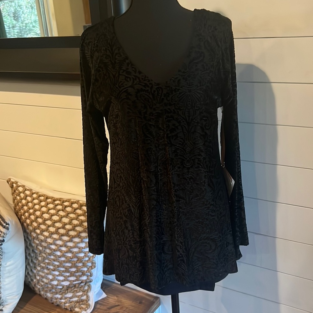 MIRACLE body Women's Black Rachel Raglan V Neck Majestic Velvet Burnout Top